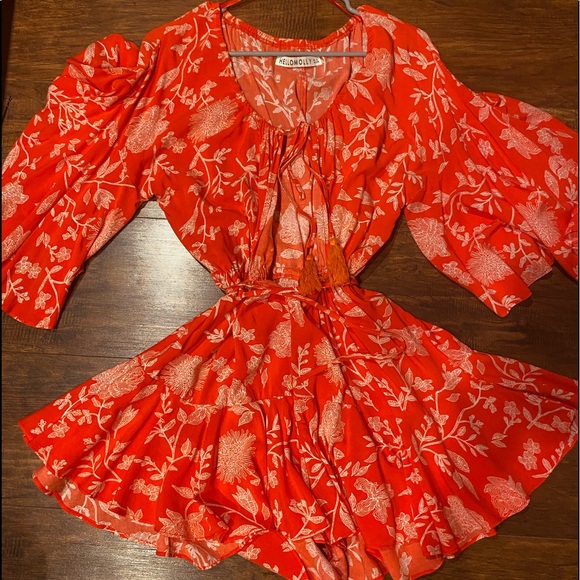 Hello Molly Floral Romper - Picture 3 of 3